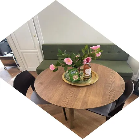 Apartament In Setting, Cleaning Included *