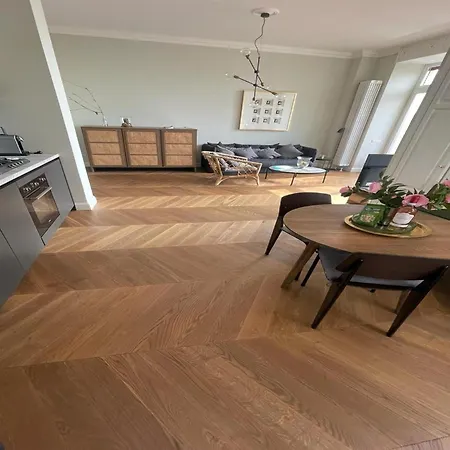 In Setting, Cleaning Included Apartament Vignone